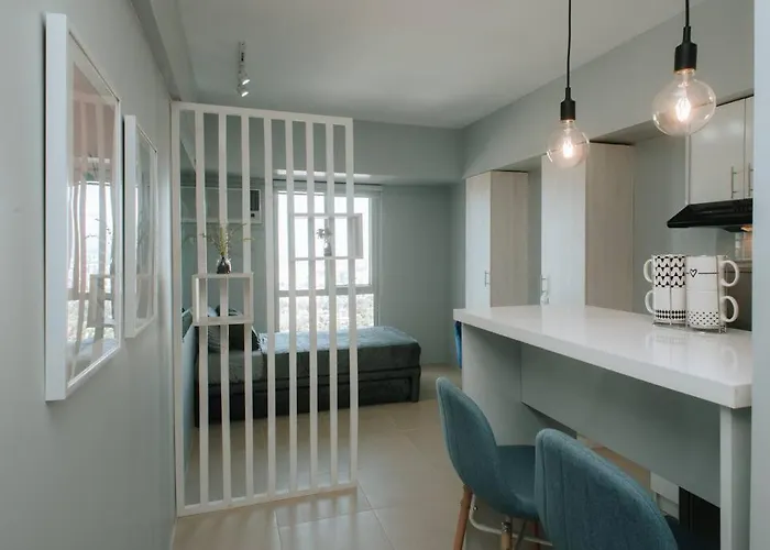 Unit At Avida Towers Riala Tower 2 It Park With Pool And Wifi アパート